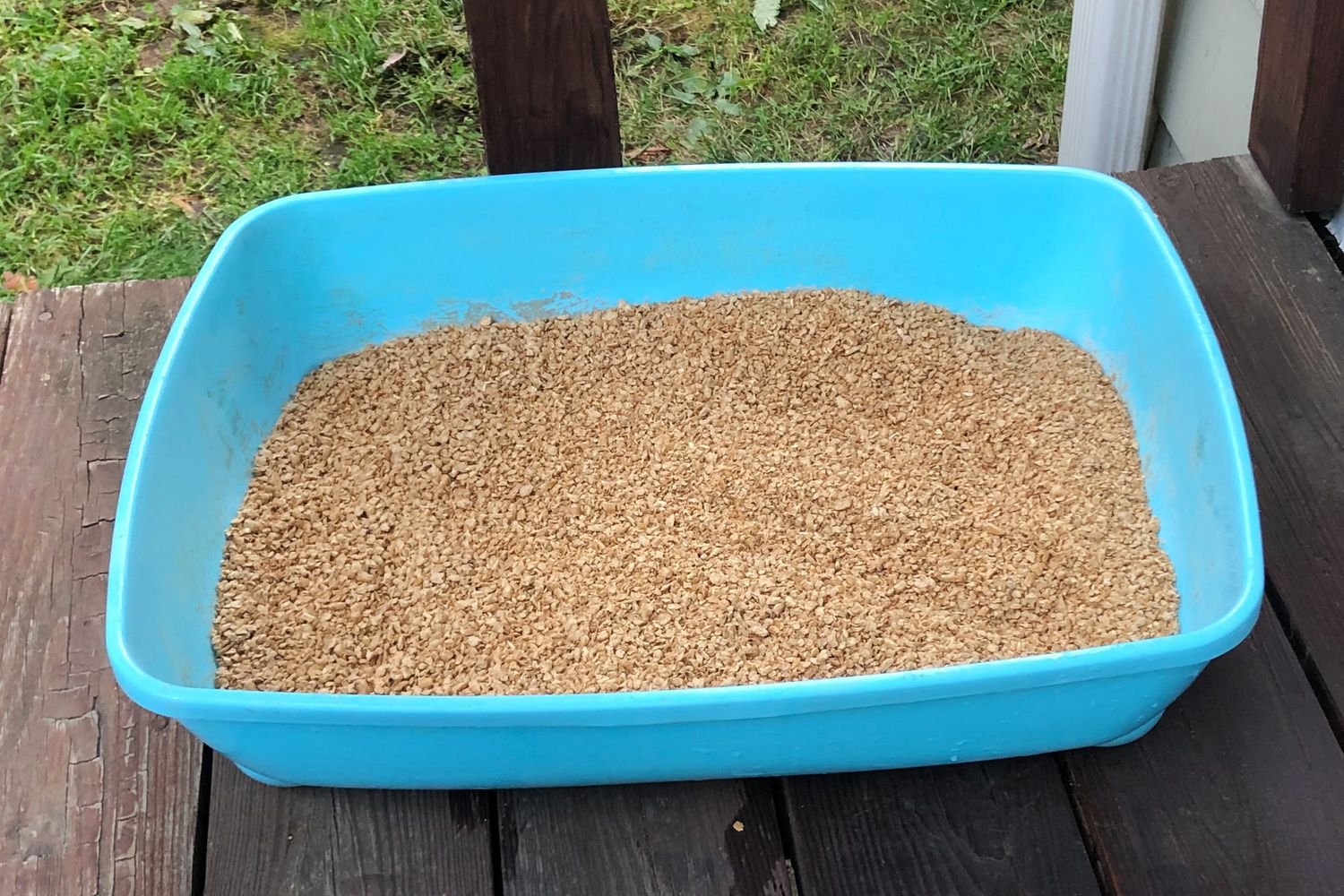 Okocat Original Low-Dust Natural Wood Clumping Cat Litter
