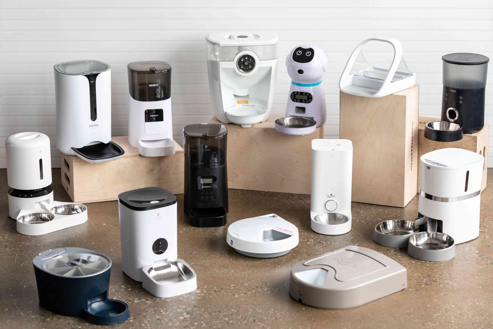 The 10 Best Automatic Feeders Tested With Real Cats